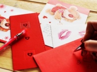 お金がないから「結婚式」を欠席したい……どう返信すべき？