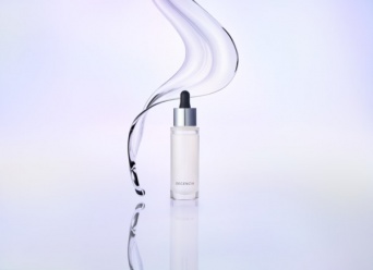 未来のシワまで、跳ね返せ。DECENCIAより“新世代シワ改善美容液”誕生