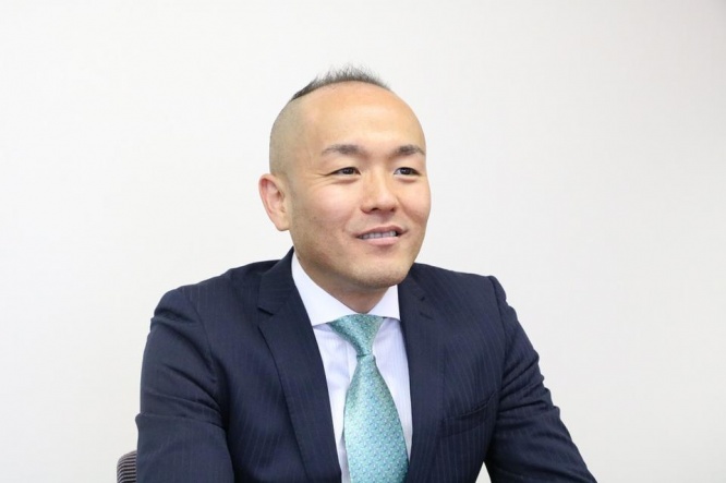 『ディズニー・USJで学んだ 現場を強くするリーダーの原理原則』の著者、今井千尋さん