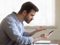 これはやっかい。SNSで間違いを指摘されたユーザーは、さらに多くの誤った情報を投稿することが判明