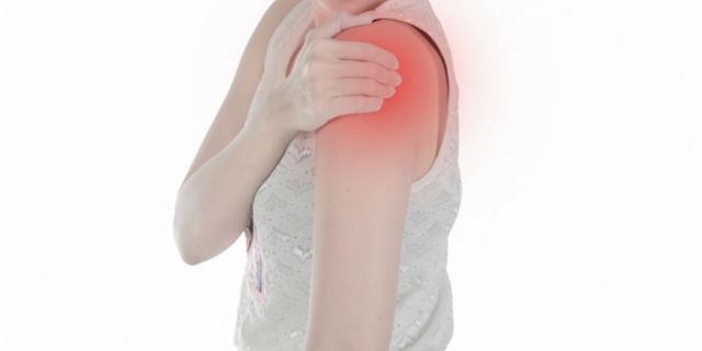 腕の赤みや腫れ