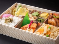 大学で『仕出し弁当』食べた130人発症　「ノロウイルス集団食中毒」　5人入院・69人医療機関受診