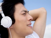 あのころは若かった……。男子に聞いた！　青春時代の音楽の思い出4選