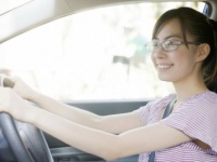 男が思う女子ドライバーの印象4選　「運転がていねい」「運転に感情が出る」ほか