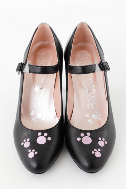 ちゃけちょけメラルーモデルパンプス
