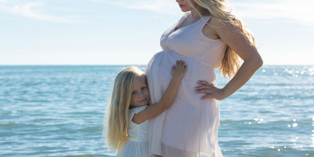 海と妊婦