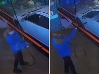 洗車場の従業員に車の窓からカップの飲み物を投げつけた客に対し反撃の汚物は消毒じゃ～！