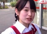 千葉・浦安の大規模停電！　インタビュー中のスーパー店員がかわいいと話題に