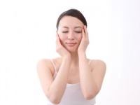 体の内側をうつす鏡……美肌がもたらす好感度アップのうれしい効果2つ