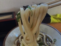 「高校時代に寄ったひと気のないうどん屋。注文したうどんを食べてたら、店員のおばちゃんが...」（群馬県・30代男性）