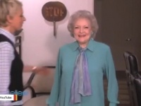 96歳の女優ベティ・ホワイトが明かす、一風変わった長寿の秘訣とは？