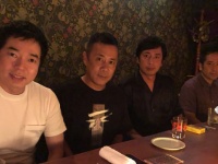 アローン会の皆さん／岡村隆史Instagramより