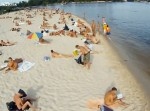 禁じ手？　ヌーディストビーチをドローンで撮影か