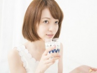 女性ホルモンを増やすために「サプリメント」って飲んでみたい？