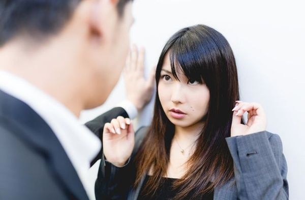 ただの同僚のはずだったのに……急に“男