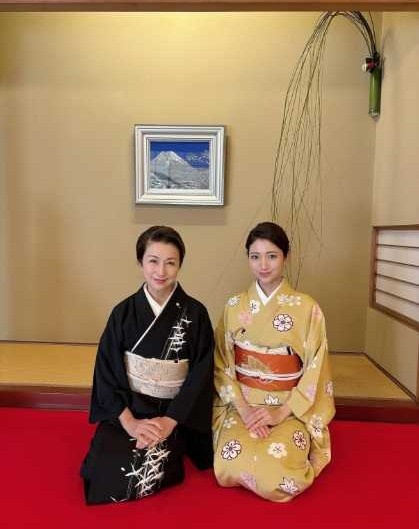 Instagram:三田友梨佳(@yurikamita_official)より