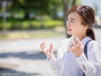 「いずい」はもやもやする感じ？（画像はイメージ）