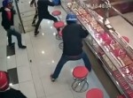 宝石店を襲った強盗犯の計画を潰したのは、意外な“◯◯◯”！？