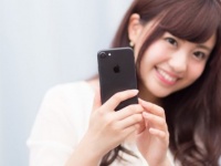 まじイイ女っ……！　「育ちのいい女性」が絶対に送らないLINE3つ