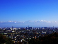 呉羽丘陵から見た富山市街（名古屋太郎さん撮影、Wikimedia Commonsより）