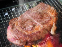 ステーキがお得に食べられる穴場店（画像は「いきなり！ステーキ」とは関係ありません）