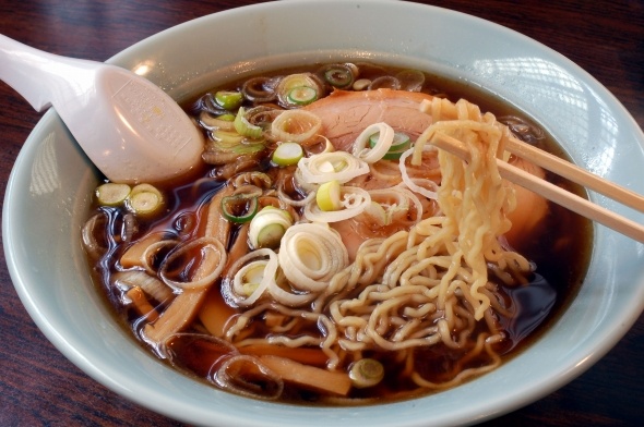 高山ラーメン（岐阜県提供）