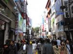 ソウルで「NO JAPAN」旗が掲げられるがすぐ撤去される