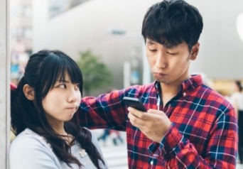 ありえないっ！　デート中、男性がしたら「ショックなこと」6つ