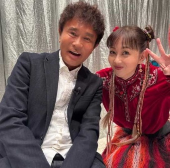 Instagram:浅香唯(@yui_asaka_official)より