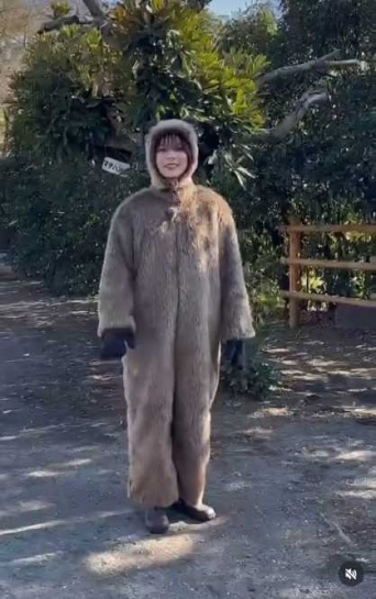 Instagram:芳根京子(@yoshinekyoko)より