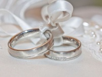 やっぱり必要？ 男子大学生の8割が「結婚するなら結婚指輪がほしい」と回答！