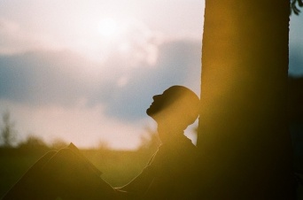 Photo by Toffee Maky