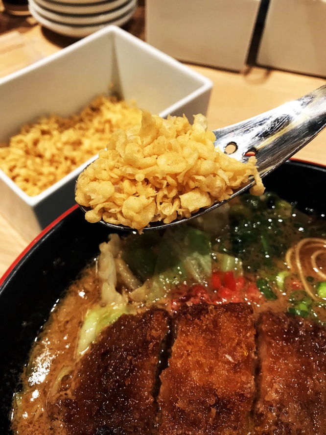 ippudo-sauce-tonkotsu-ramen1