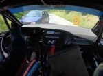 恐ろしすぎる！　ラリーの順路に本来いるはずのない対向車が現れた！