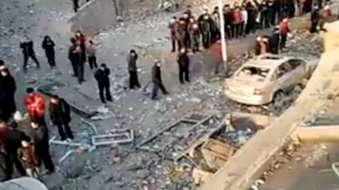 中国の公衆トイレが大爆発