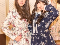 展示会でモデルを務めた女性たち（北ロリのフェイスブックページ
