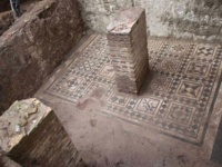 1900年前のローマ軍司令官の遺体が現代のローマ地下鉄で発見される（イタリア）