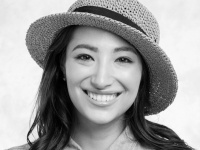 まだガラケーも顕在!?　彼とのラブな連絡は何を使ってる？　2位：メール、1位は？