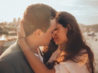 男子が分析！　「キスがうまそう」だと思う女子の特徴3選