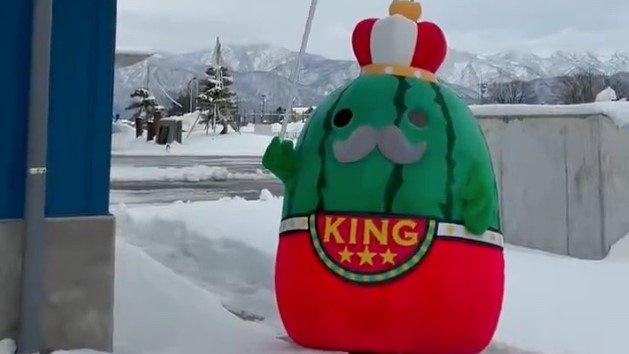 「王様なのに働き者」「このゆるさ、たまらん」　富山県入善町「ジャンボ～ル三世」の人気に火が付いた！？