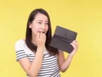 気をつけて！　女性がやらかした「クレジットカードの失敗」10選