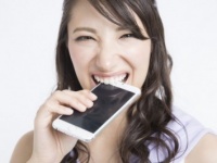 バレバレ！　知らなきゃよかった「夫の携帯の中身」5つ