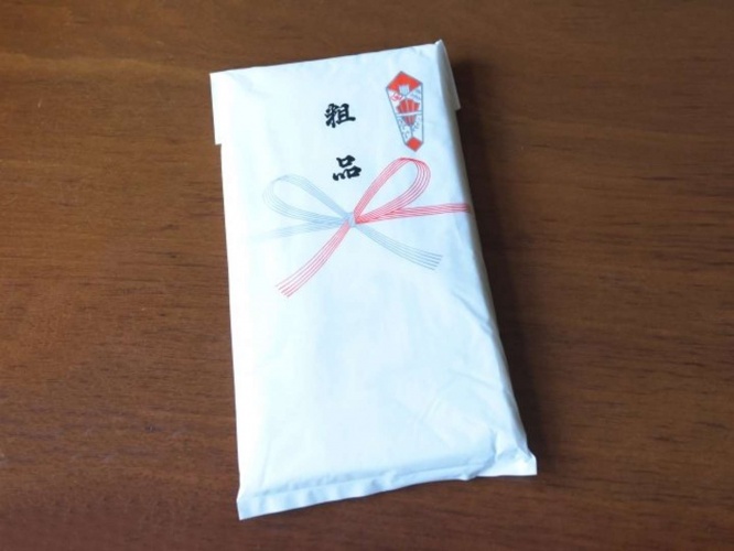 タオルとティッシュをくれたおかげで助かった(画像はイメージ)