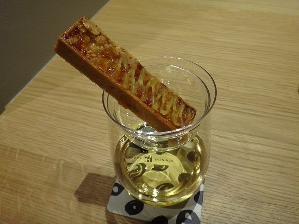 Wine＆Sweets ゴーダチーズ＆トロピカルズ \1250