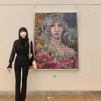 インスタグラム：Cocomi(@cocomi_553_official)より