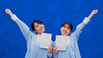 上白石萌音と新津ちせが可愛らしいダンスを披露！　KUMON新TVCM公開　上白石は「難しいこともいっぱい挑戦した」