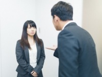 女子が苦手なのは？　「声が大きい男子」or「声が小さい男子」