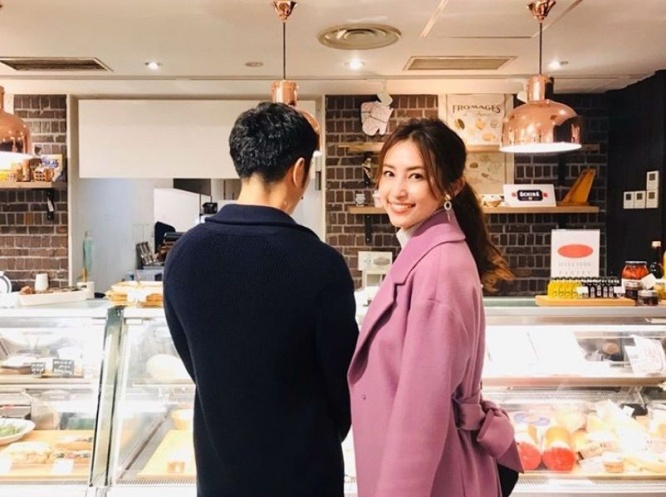 ※画像は有村実樹のインスタグラムアカウント『＠arimura_miki』より