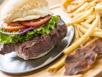 BURG HOLIC     COFFEE &amp; DINERのプレスリリース画像