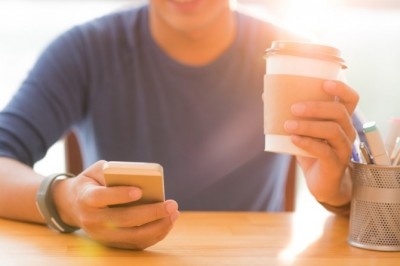 キタコレ！　男性が「脈アリ!!」だと思う女性からのLINE・6選